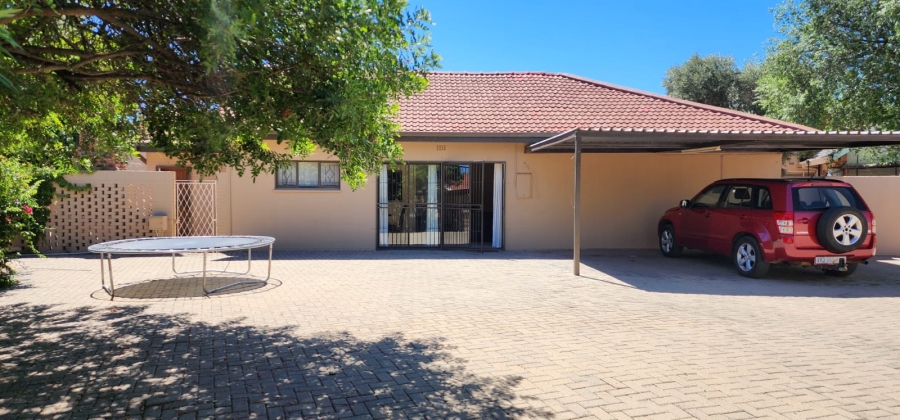 3 Bedroom Property for Sale in Hadison Park Northern Cape